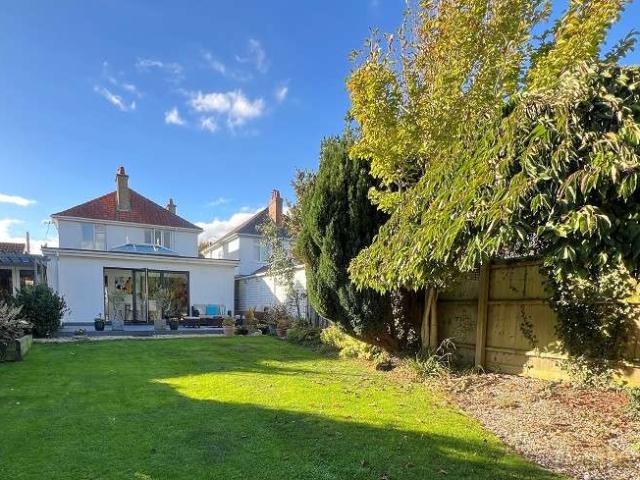 Farm for sale in Old Milton, Ashurst Bridge