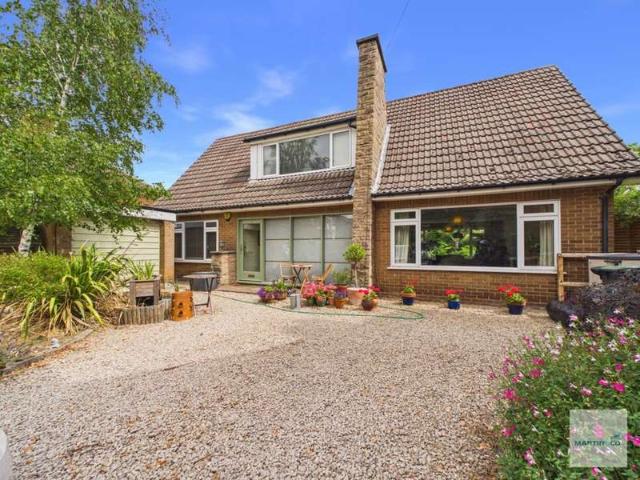 Farm for sale in Attenborough, East Midlands