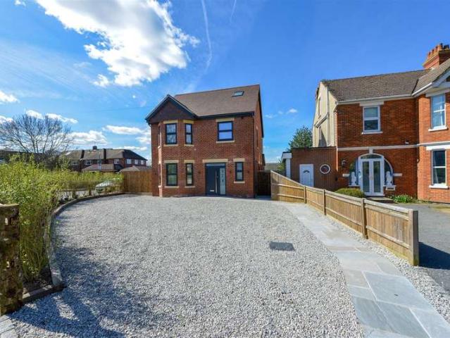 Farm for sale in Midway, Kent