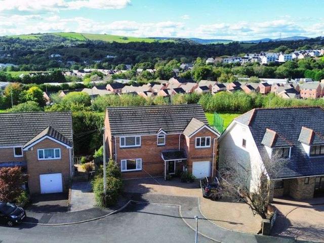 Farm for sale in Bryncethin, Wales
