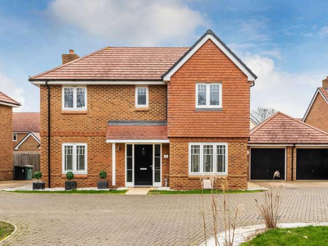 Farm for sale in The Butts, Kent