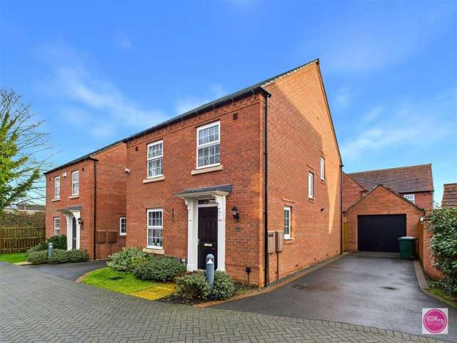 Farm for sale in Drakelow Park, Egginton