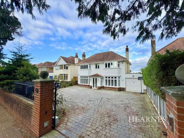Farm for sale in Pokesdown, Bournemouth