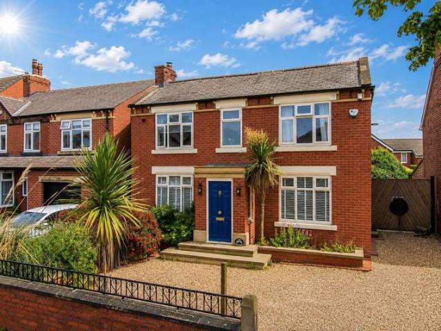 Farm for sale in Gawthorpe, West Yorkshire