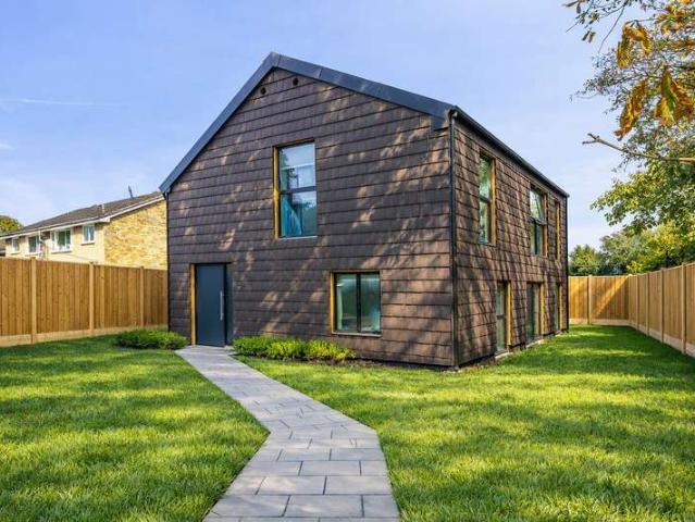 Farm for sale in London Borough of Lewisham, Greater London