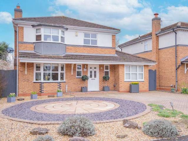 Farm for sale in Barnard's Green, Forthampton