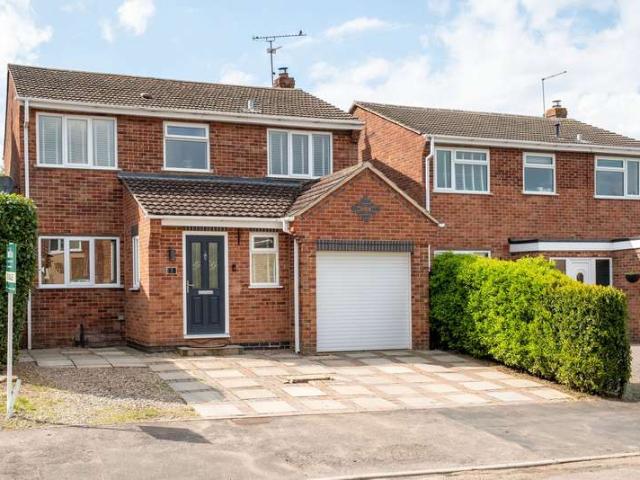 Farm for sale in Barton In Fabis, East Midlands