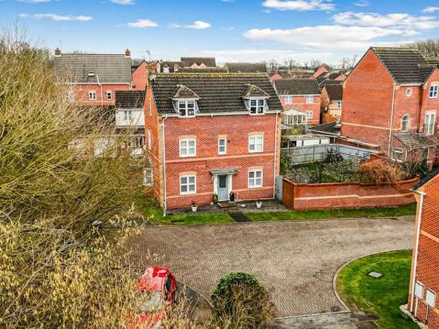 Farm for sale in Oadby, Leicestershire
