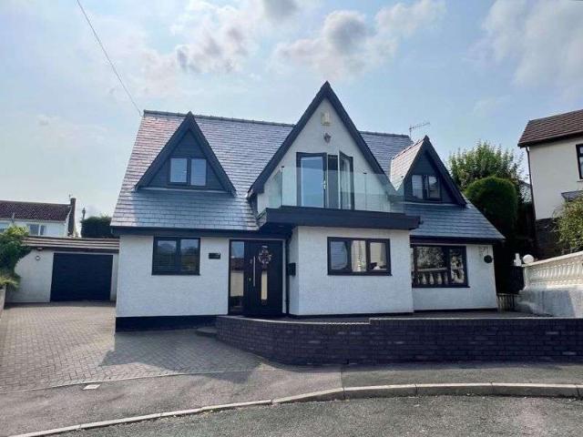 Farm for sale in Llangynwyd Middle, Llangynwyd