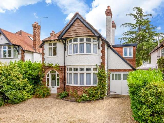 Farm for sale in Tiddington, Alderminster