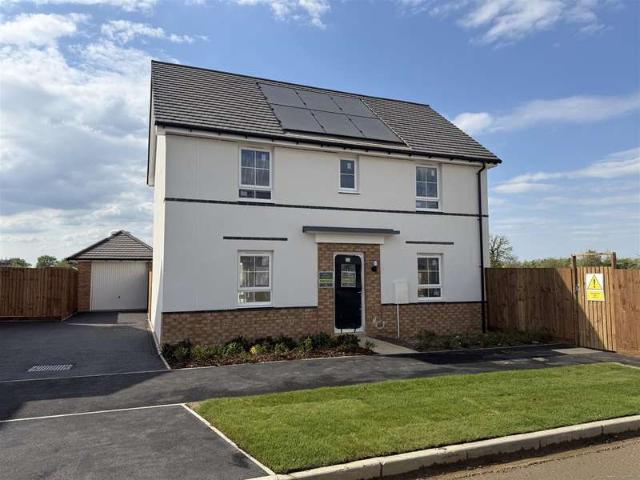 Farm for sale in Upper Lighthorne, Alderminster