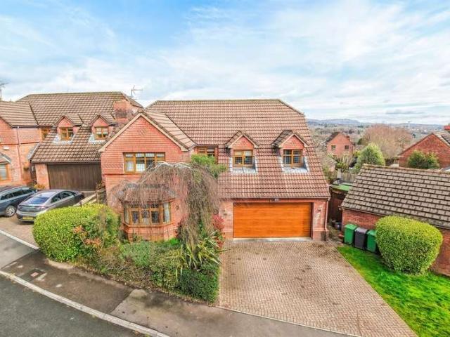Farm for sale in Falcon Lodge, Wales