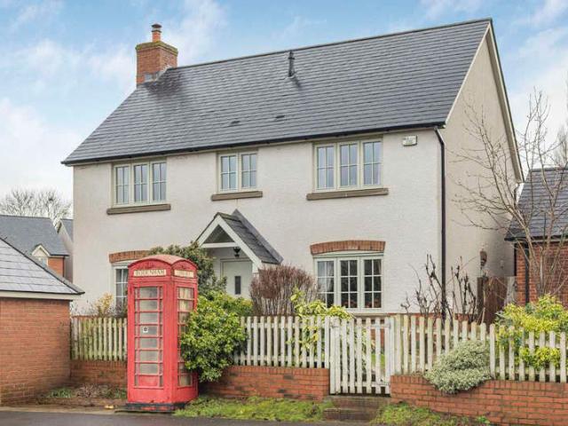 Farm for sale in Bodenham Moor