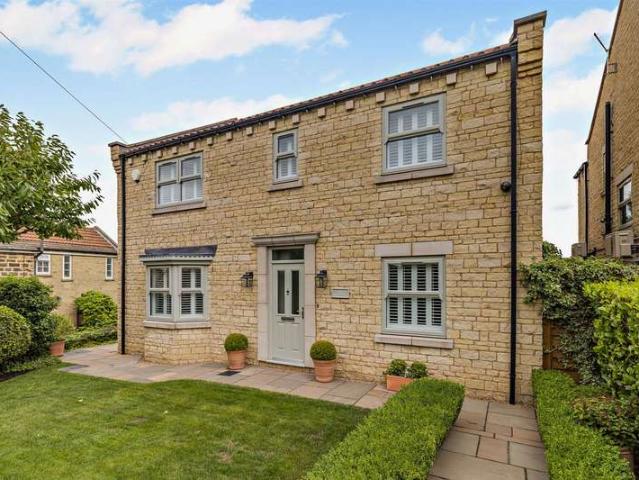 Farm for sale in Rotherham, Old Ravenfield