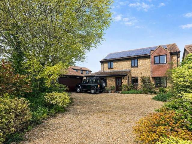 Farm for sale in Lee-on-the-Solent, Middlecroft