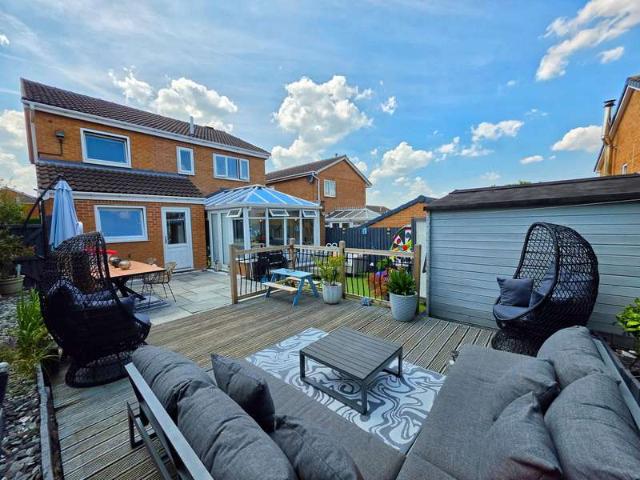 Farm for sale in Pogmoor, South Yorkshire