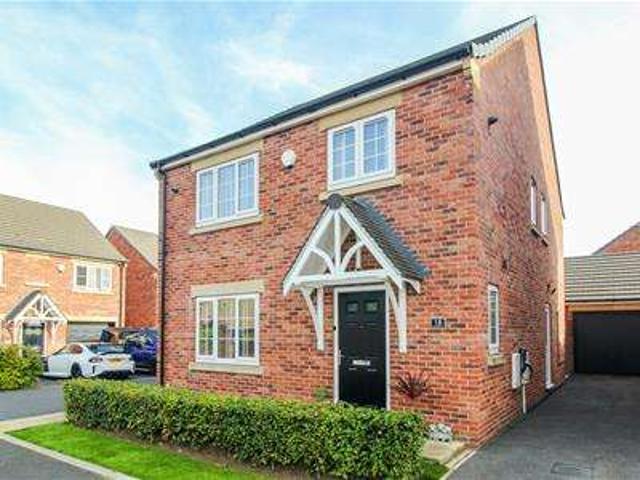 Farm for sale in Horbury Bridge, Wakefield