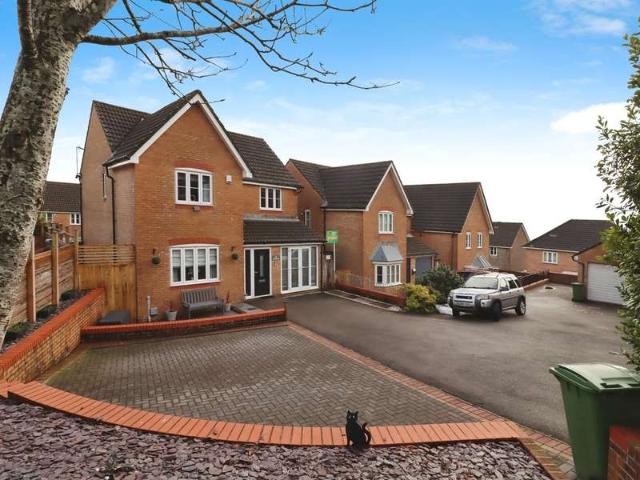 Farm for sale in Tonyrefail, Hendreforgan