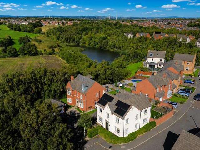 Farm for sale in St Helens