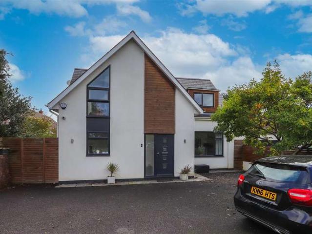 Farm for sale in Cwm Talwg, Barry