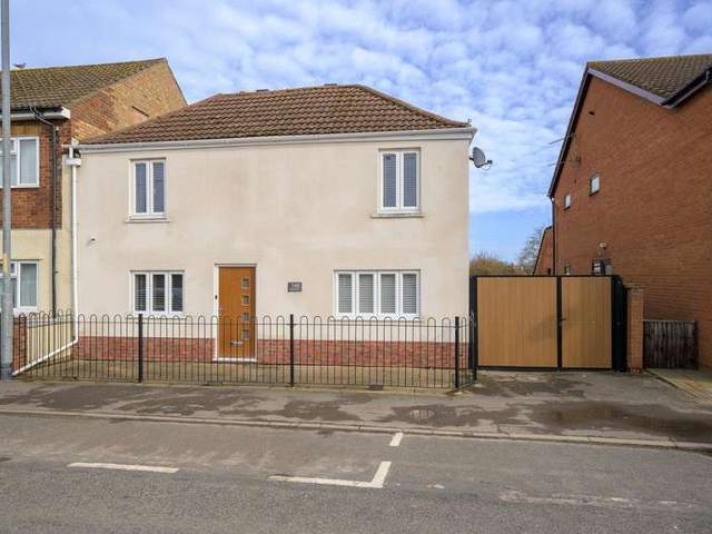 Farm for sale in Gosberton Clough, Lincolnshire