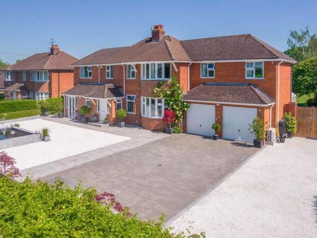 Farm for sale in Barnard's Green, Malvern Hills