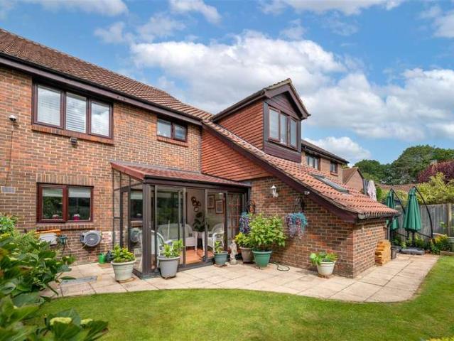 Farm for sale in Red Hill, Surrey