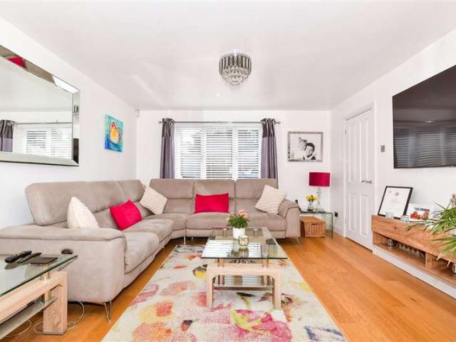 Farm for sale in Midway, Kent