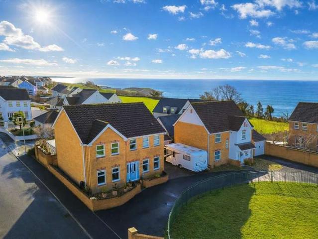 Farm for sale in The Knap, Barry
