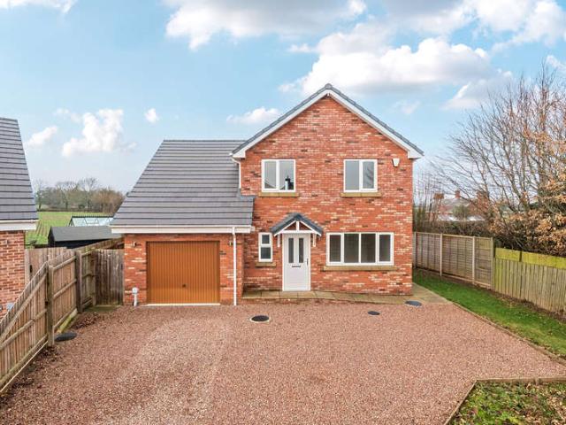 Farm for sale in Eccles Green