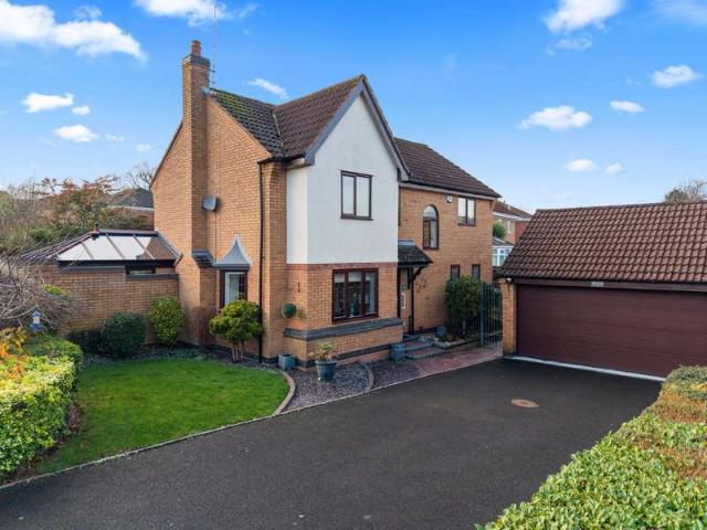 Farm for sale in Warndon, Worcestershire