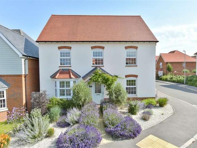 Farm for sale in Oad Street, Kent