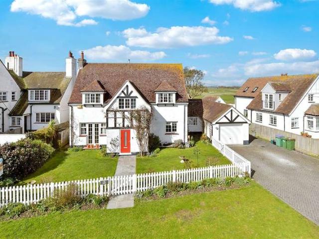Farm for sale in Littlestone on Sea, Folkestone