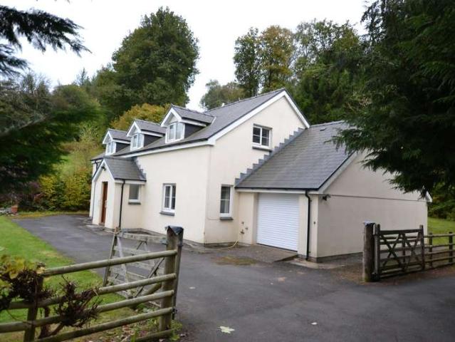 Farm for sale in Llangadog, Capel Gwynfe