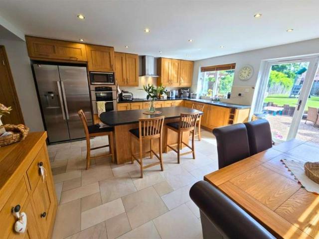 Farm for sale in Costhorpe, East Midlands
