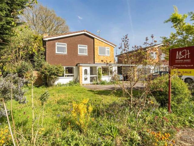 Farm for sale in Finchampstead, Crowthorne