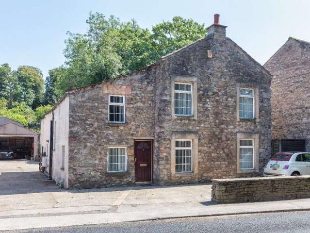 Farm for sale in Bolton le Sands, Bare