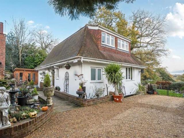Farm for sale in Hooley, Red Hill
