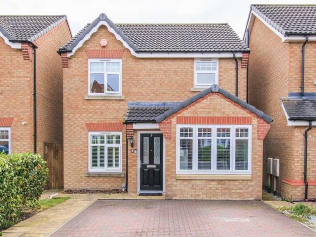 Farm for sale in Chickenley, Dewsbury