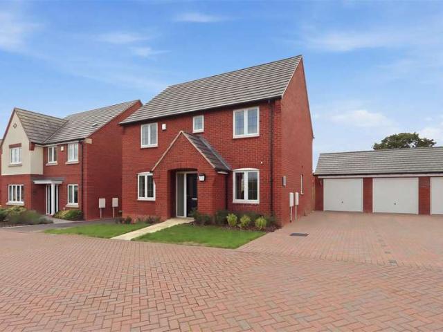 Farm for sale in Dunston, Chesterfield