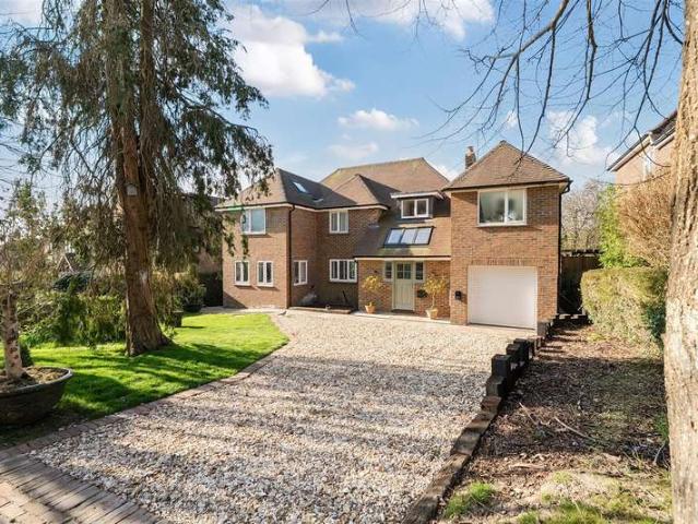 Farm for sale in Arundel, Clapham