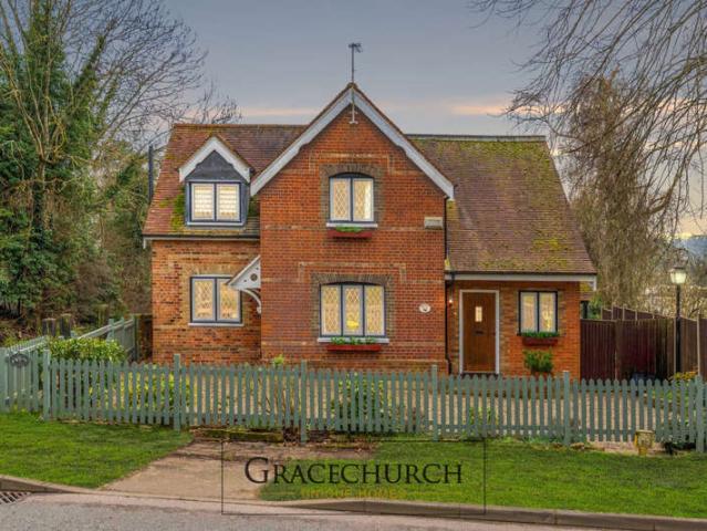 Farm for sale in Goffs Oak, Broxbourne