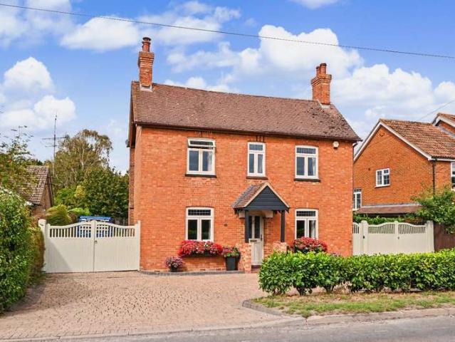 Farm for sale in Weston Turville