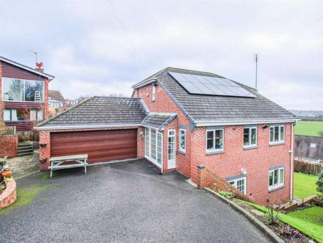 Farm for sale in Thornhill Lees