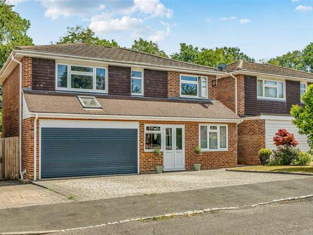 Farm for sale in Finchampstead