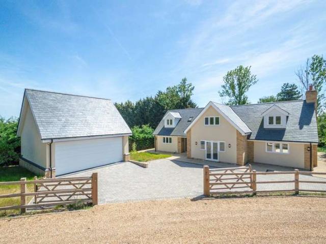 Farm for sale in Exning, West Suffolk