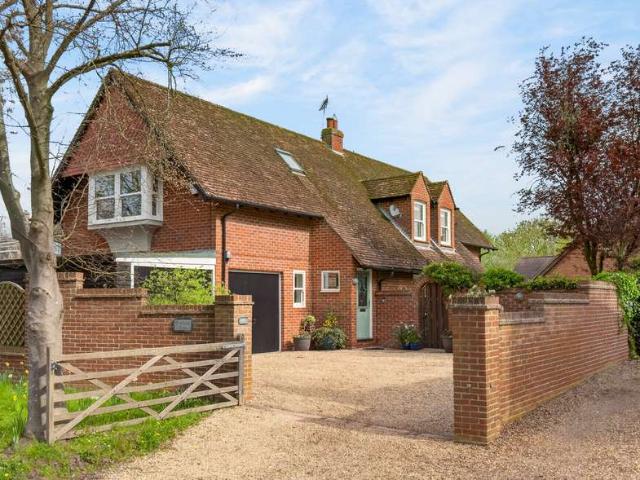Farm for sale in Drayton St. Leonard, Berrick Salome