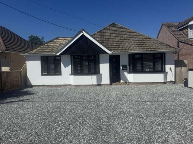 Farm for sale in Poulner, Ashurst Bridge