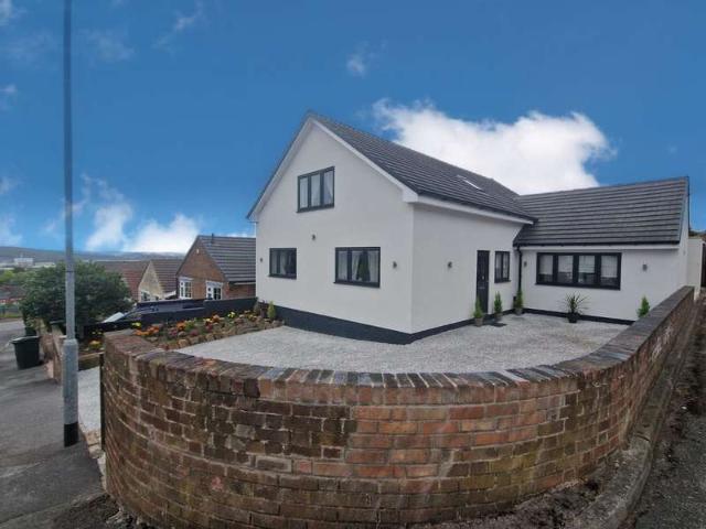 Farm for sale in Kimberworth, South Yorkshire