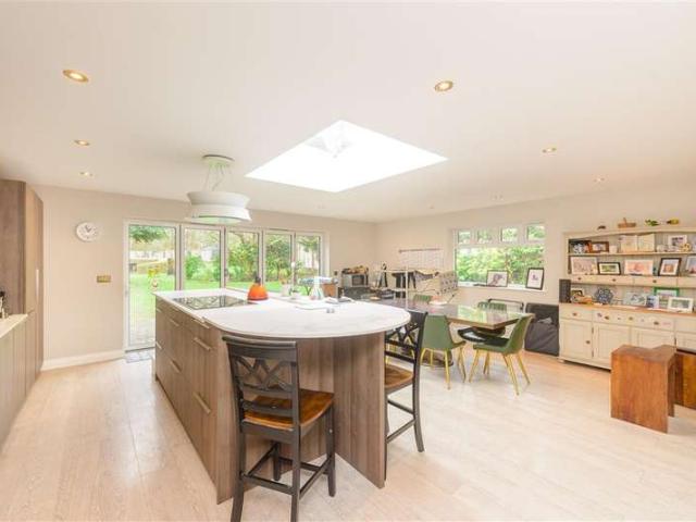 Farm for sale in Trottiscliffe, Tonbridge and Malling